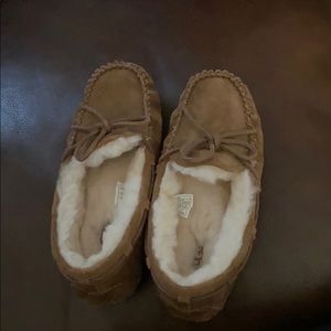 Kids UGG slippers